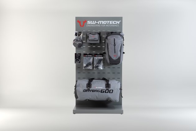 Sales display - room with equipment Thema: Waterproof and accessories.