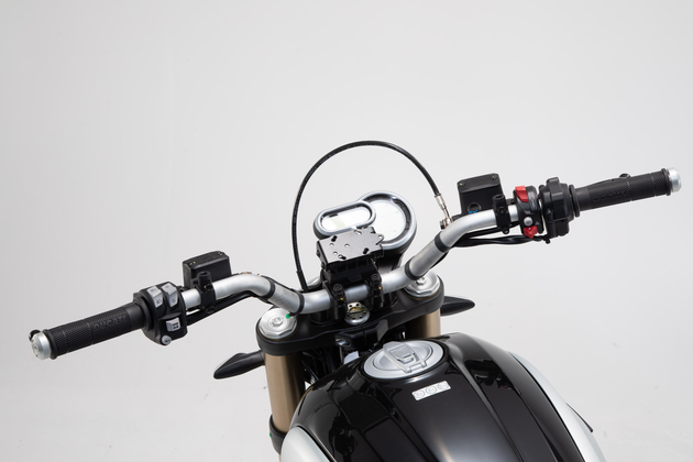 GPS držák na řídítka černý. Ducati Scrambler 1100 Sport (17-).