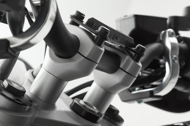 zvýšení řídítek Triumph Street TRiple 675 /12-/