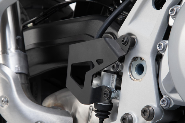 kryt zadní brzdové pumpy. BMW F 750 / 850 GS (18-).