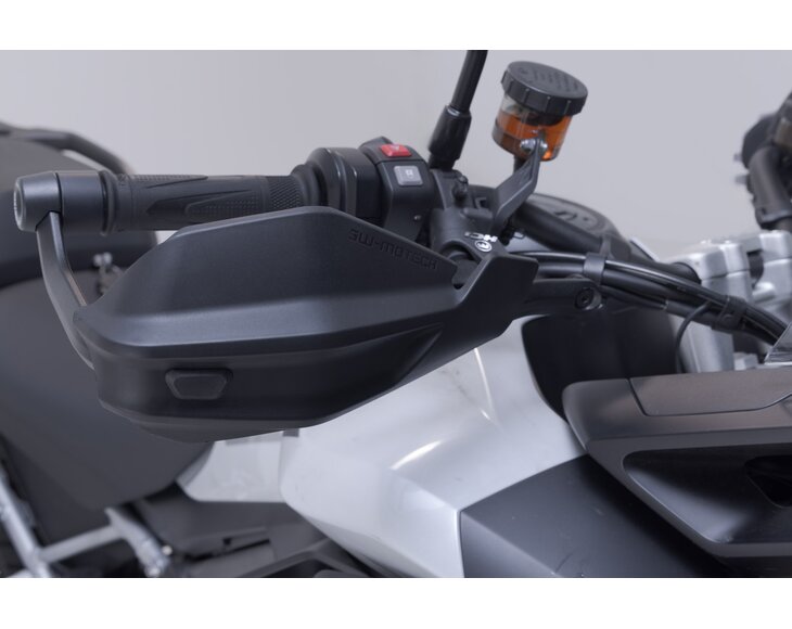 hdg_00_220_32700_b_4_xl.jpg hdg_00_220_32700_b_4_xl.jpg